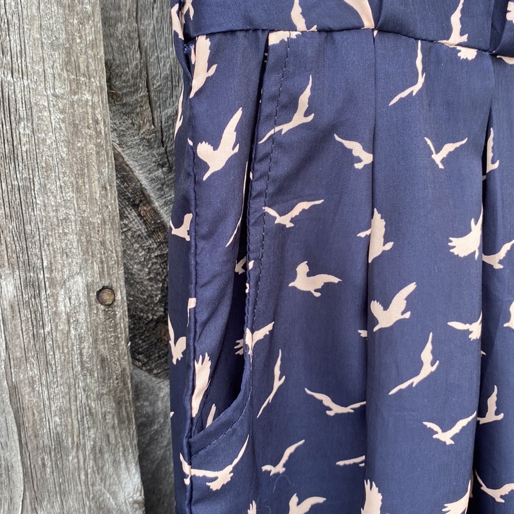 Bird Print Dress with Pockets - Picture 4 of 5